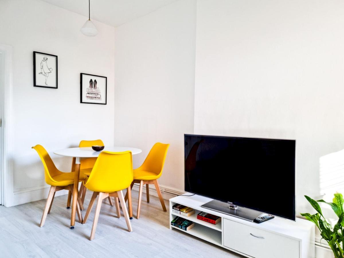 Apartmán Pass The Keys Wimbledon Hideaway Londýn Exteriér fotografie